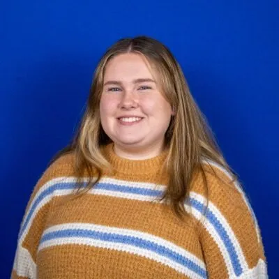 Headshot of Chloe Jones