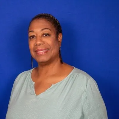 Sandra Tyner Headshot