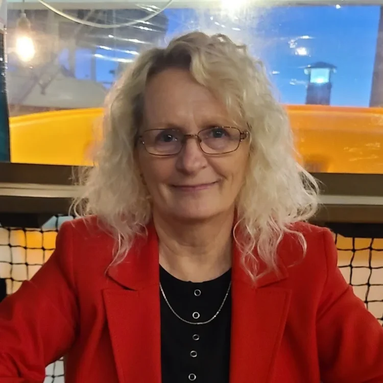 Nan Harrell Headshot