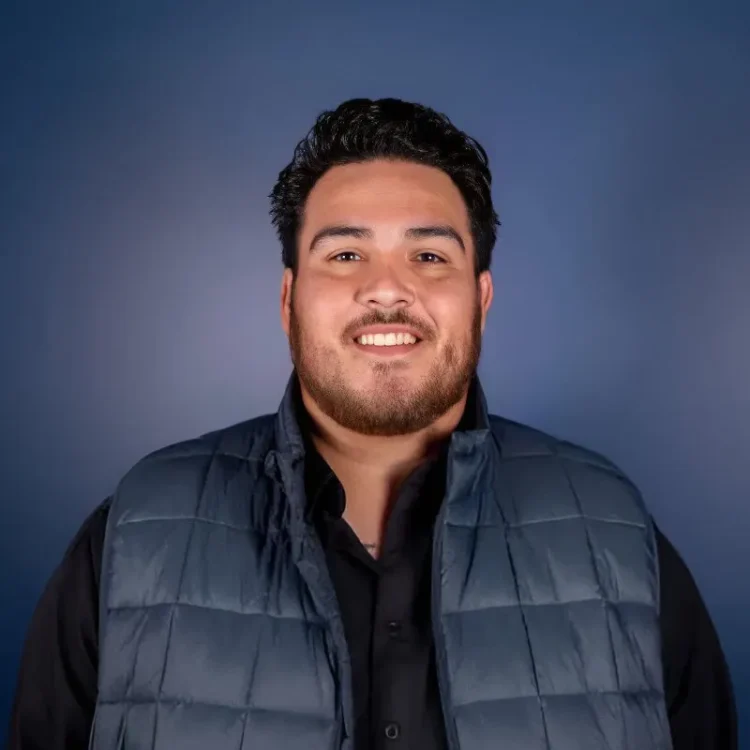 Jason Hernandez Headshot